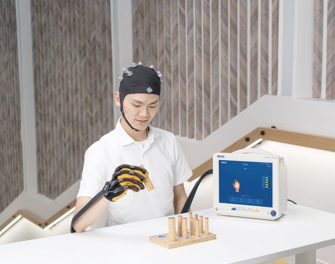 Representative Syrebo hand rehabilitation technology used as an illustrative product image